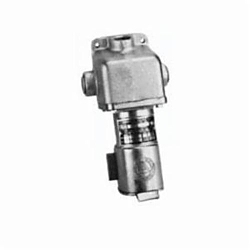 Appleton CESR3034 Pin and Sleeve Receptacle