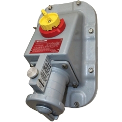 Hubbell VSQ6034 Killark Versamate Switched Receptacle