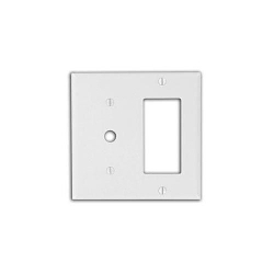 LEVITON 80479-W Decora Combination Wallplate