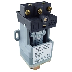 Telemecanique 9012GNO4 Pressure Switch